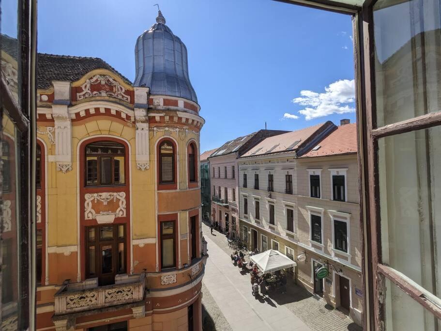 Boheme Central Apartment Timişoara Buitenkant foto